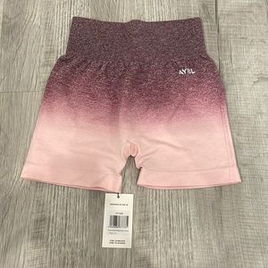AYBL Pulse Ombré Seamless Shorts in Plum Size Small